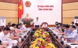 Cục trưởng, Ủy viên thường trực BCĐ cấp quốc gia Kỳ thi tốt nghiệp THPT năm 2023 Huỳnh Văn Chương phát biểu tại buổi làm việc.
