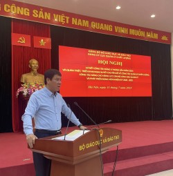 Bí thư Đảng ủy, Cục trưởng Cục Quản lý chất lượng Huỳnh Văn Chương phát biểu tại Hội nghị.