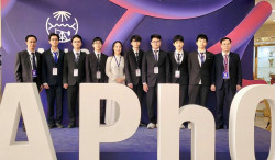 Cả 8 học sinh Việt Nam đều giành huy chương tại Olympic Vật lí Châu Á năm 2025