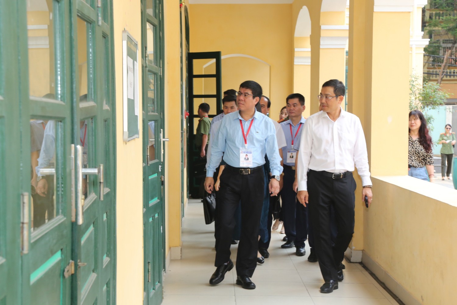 Cục trưởng Huỳnh Văn Chương kiểm tra công tác chuẩn bị thi tại Điểm thi trường THPT Ngô Quyền, Hải Phòng