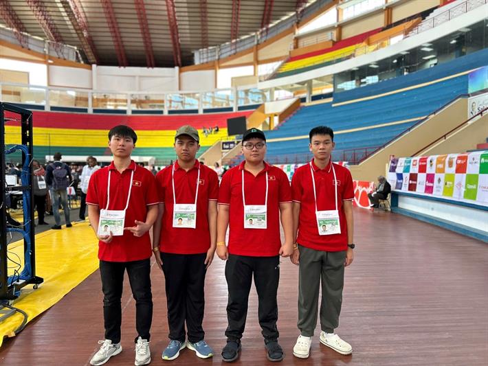4/4 học sinh giành huy chương, Việt Nam đứng Top 8 Olympic Tin học quốc tế 2025