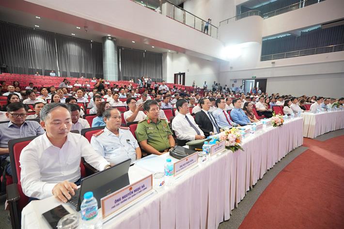 Đại biểu dự Hội nghị