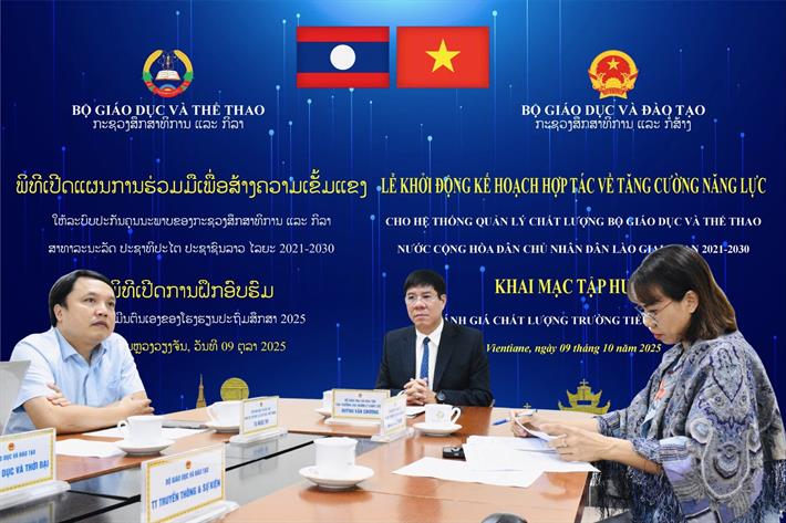 Cục trưởng Huỳnh Văn Chương và các đơn vị Bộ GDĐT dự trực tuyến tại điểm cầu Bộ GDĐT