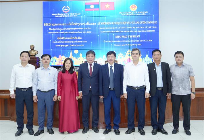 Đoàn công tác của Cục Quản lí chất lượng, Bộ GDĐT Việt Nam, do Phó Cục trưởng Phạm Quốc Khánh làm trưởng đoàn tại buổi lễ